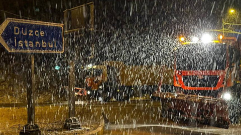 Bolu Dağı'nda kar yağışı başladı: Kar kalınlığı 5 santimetre