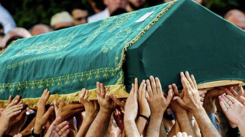 Üçgen Tabutun Anlamı Nedir? Şehit Tabutları Neden Farklıdır? Üçgen Tabut, Düz Tabut...