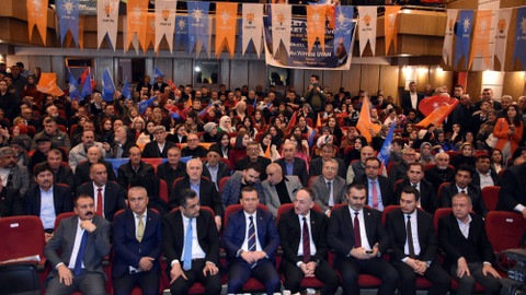 AK Parti Genel Sekreteri Şahin, Kırıkkale'de belediye başkan adayları tanıtım programında konuştu: