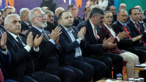 AK Parti'li Yenişehirlioğlu, partisinin "Ardahan Aday Tanıtım Toplantısı"nda konuştu:
