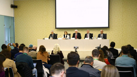 Azerbaycan'da cumhurbaşkanı seçimine doğru