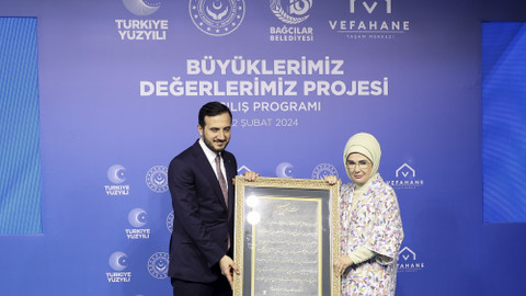 Emine Erdoğan, "Büyüklerimiz Değerlerimiz Projesi"nin tanıtımına katıldı: