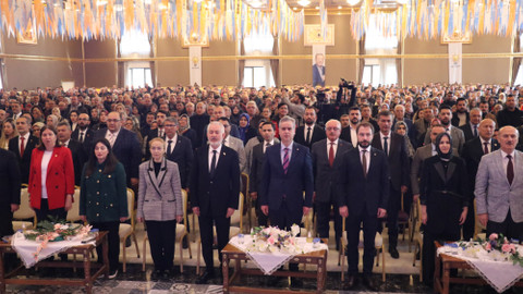 Isparta'da AK Parti Aday Tanıtım Toplantısı düzenlendi