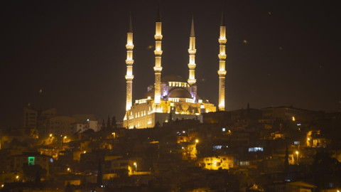 Kahramanmaraş'ta depremlerde hayatını kaybedenler dualarla anıldı