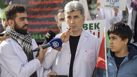Sakarya'da hekimler ve sağlık çalışanları, Gazze için "sessiz yürüyüş" yaptı