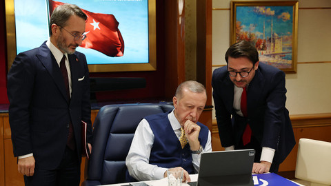 Erdoğan AA’nın oylamasına katıldı! İşte seçtiği fotoğraflar…