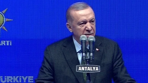Cumhurbaşkanı Erdoğan'dan Antalya'da açıklamalar : "CHP bir alacakaranlık siyasetinin içine girmiş durumdadır"