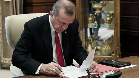 Atamalar Resmi Gazete'de: Cumhurbaşkanlığı İdari İşler Başkanlığı kaldırıldı