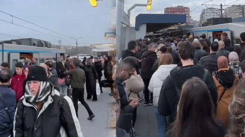 İstanbul'da metro çilesi! Hem araç bozuldu hem yürüyen merdiven terse yöne döndü