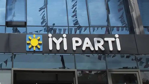 İYİ Partili Yılmaz, Akşener'i istifaya davet edip partisindeki görevinden ayrıldı