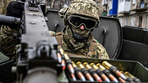 Ukrayna, cezaevindeki mahkumları orduya alacak