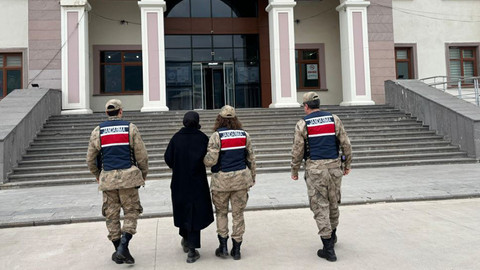 Yolcu otobüsüyle uyuşturucu sevkiyatına jandarma dur dedi!