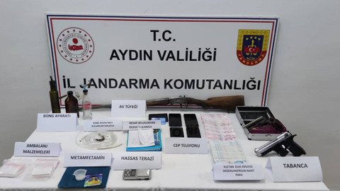 Jandarma, uyuşturucu örgütü liderini Kuşadası'nda yakaladı