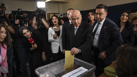 Bahçeli: Cumhurbaşkanımız devletin başıdır, arkasındayız!