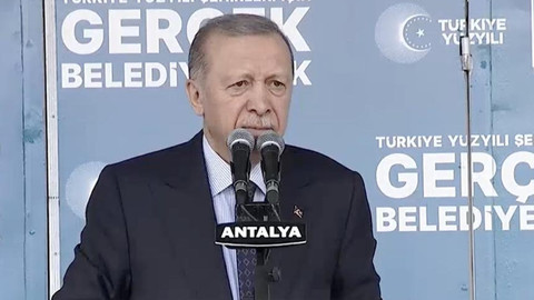 Erdoğan'dan Özel'e sert açıklamalar: Hangi kılığa gireceklerini, hangi yalana sarılacaklarını şaşırdılar