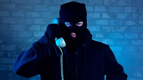Telefon dolandırıcılığında ‘baba’ çözümü! Ziynet eşyaları eliyle teslim etti