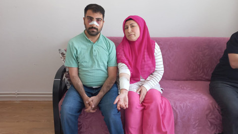 Engelli komşusuna sıcak su döktü ve darp etti