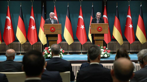 Erdoğan’dan Steinmeier’a mesajlar