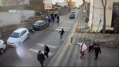 Üsküdar’da GS’li baba-kıza saldıran barbarlar kamerada