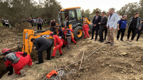 Çanakkale'de toprak kayması: Göçük altına kalanlar var!