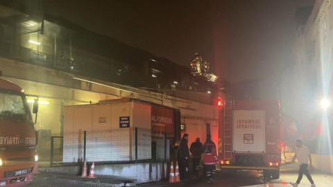İstanbul’da AVM’de korkutan yangın