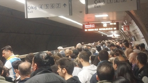 Üsküdar-Samandıra metrosundaki arıza çözülemedi