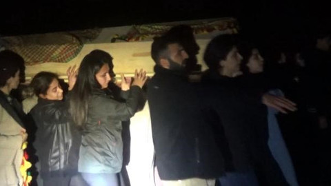 DEM’li milletvekili terörist cenazesini taşıdı