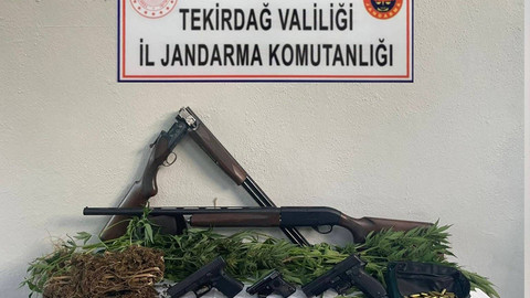Tekirdağ Jandarma Komutanlığı'ndan önemli operasyonlar...Şüphelilerde birçok silah ve uyuşturucu madde bulundu