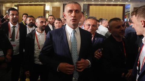 Cumhurbaşkanı Erdoğan'dan tebrik Kılıçdaroğlu'ndan eleştiri!