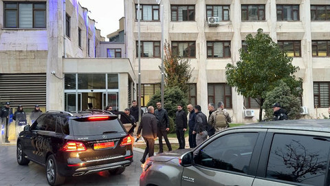 2 il ve 1 ilçeye bu sabah kayyum atandı! Göreve getirilen isimler belli oldu