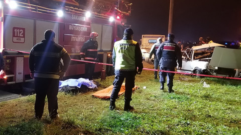 Karı koca olay yerinde öldü!