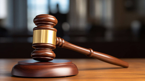 Ağır Ceza Mahkemesi Başkanıyla basılmıştı: O savcı açığa alındı