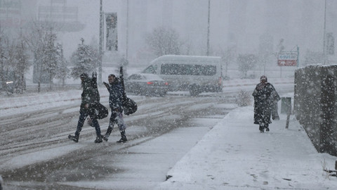 Meteoroloji'den peş peşe kritik uyarı! Yoğun kar yağışı geliyor!