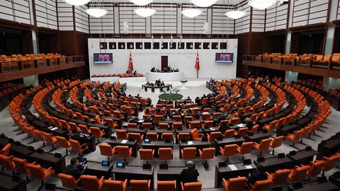 Aralarında Özgür Özel de var! 16 vekilin dokunulmazlık dosyası Meclis'te