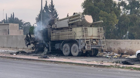 İsrail'in Suriye'de imha ettiği hava savunma sistemleri görüntülendi