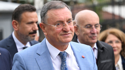 Lütfü Savaş CHP’den ihraç edildi