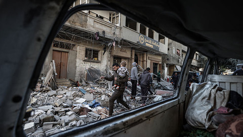 İsrail’in Gazze’ye saldırıları devam ediyor: İsrail saldırılarında ölü sayısı 46 bine yükseldi!