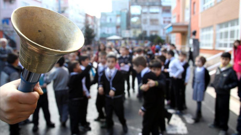 Okullar ne zaman açılacak? 2025 15 tatil ne zaman bitiyor, sömestr tatili kaç gün sürecek?
