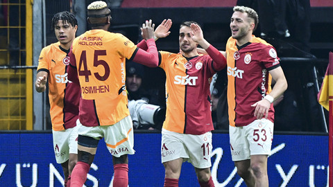 Galatasaray hatasız ilerliyor! Liderin yüzü yine 3 puanla güldü