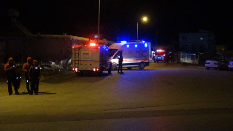 Gece saatlerinde korku dolu anlar! AVM otoparkında canlı bomba ihbarı!