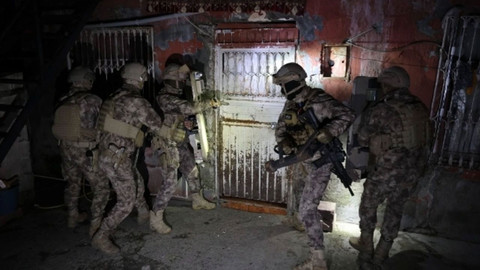 Zehir tacirlerine 'Narkokapan' operasyonu: Kıskıvrak yakalandılar