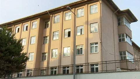 Büyükçekmece'de nedeni bilinmeyen koku: İki okul boşaltıldı