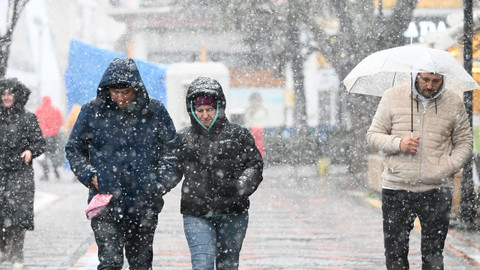 Meteoroloji kar yağışı için uyardı! O illerde yaşayanlar dikkat