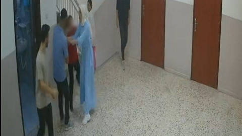 Kardeşini okuldan almak istemişti! Öğretmenlere saldıran veliye hapis