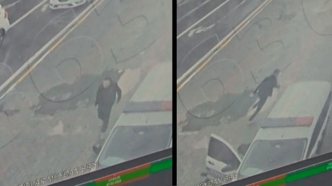 Bağcılar’da gündüz vakti polise bıçakla saldırı! O anlar kamerada