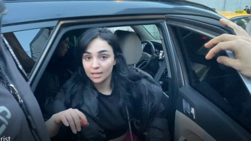 Kadın turistlere yankesici şoku! Cüzdanları alamayınca saldırdılar