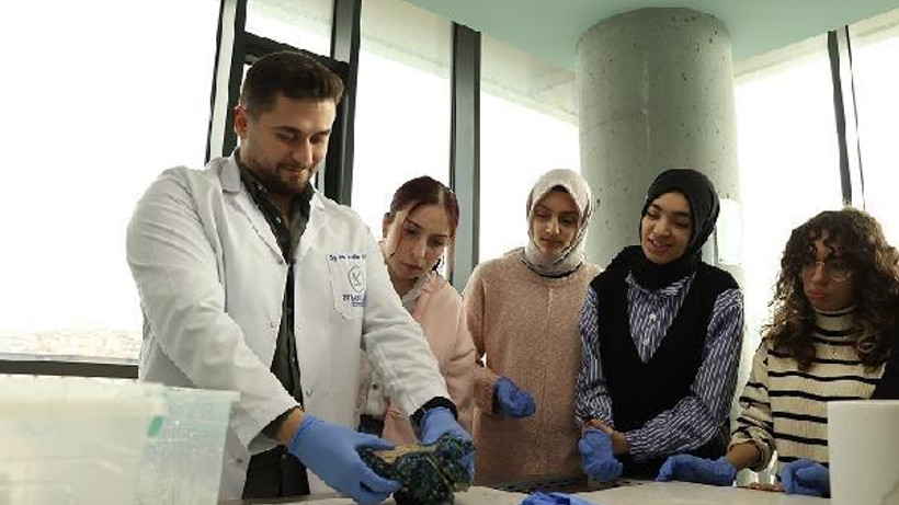 Lise öğrencileri '1 günlüğüne üniversiteli’ oldu