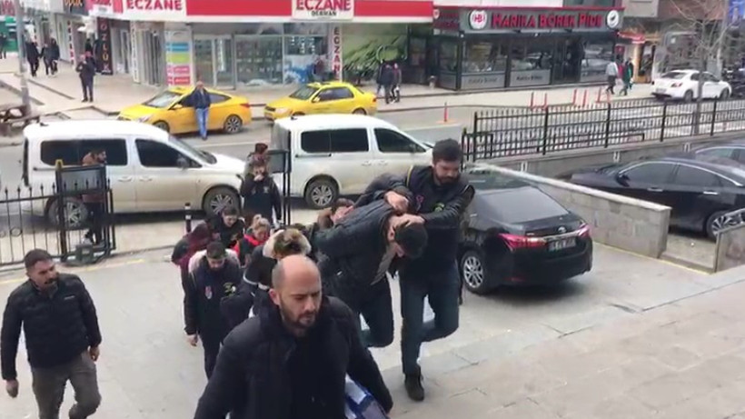 Sosyal medyadan reklam ile fuhuşa aracılık: Polis çeteyi çökertti!
