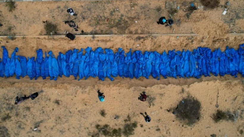 İsrail kan dökmeye devam ediyor! Toplu mezarlığa bombalı saldırı