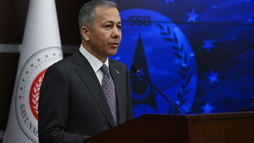 Bakan Yerlikaya duyurdu: “KISKAÇ-22" operasyonlarında 74 şüpheli yakalandı